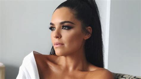 Olympia Valance reveals ongoing battle after private photos。